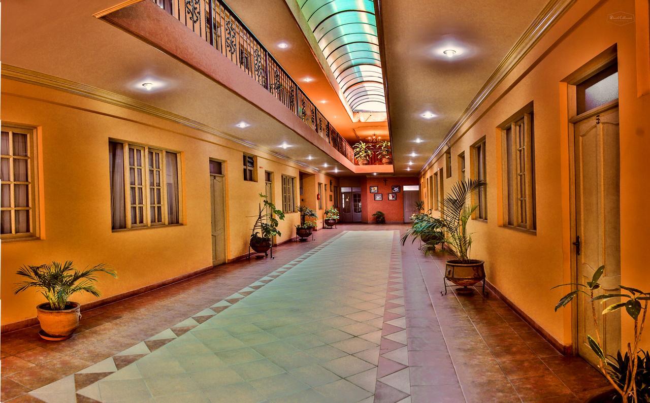 Hotel Monserrat Cochabamba Exteriér fotografie