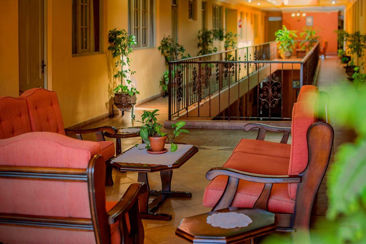 Hotel Monserrat Cochabamba Exteriér fotografie